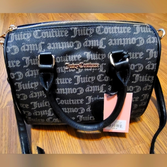 Juicy Couture Handbags - Juicy Couture Bag Black And Gold Tone Purse Bnwt Fame Satchel Z5
